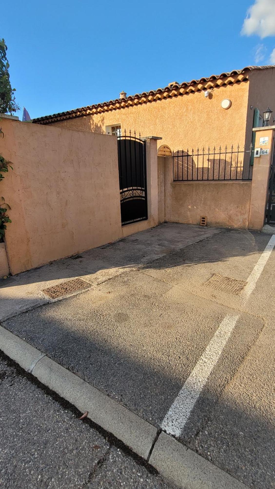 Le Petit Chez Nous Gite Climatise Jardin Pignans Zewnętrze zdjęcie