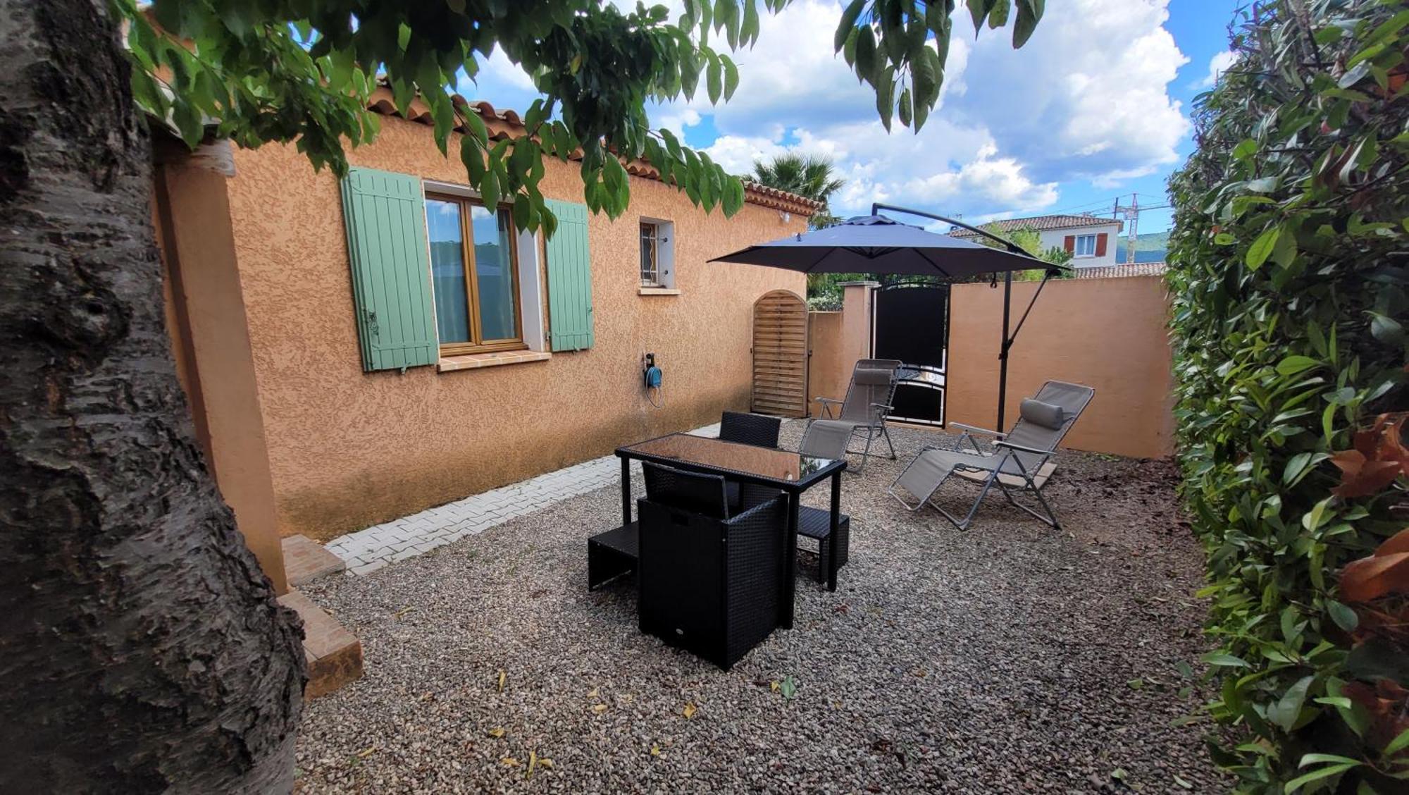 Le Petit Chez Nous Gite Climatise Jardin Pignans Zewnętrze zdjęcie